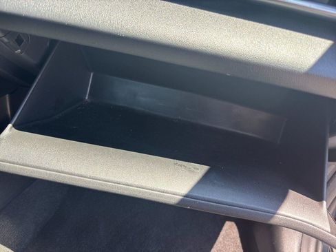 Used 2025 Hyundai Elantra SEL FWD image 41