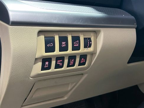 Used 2015 Subaru Outback 2.5i Premium image 15