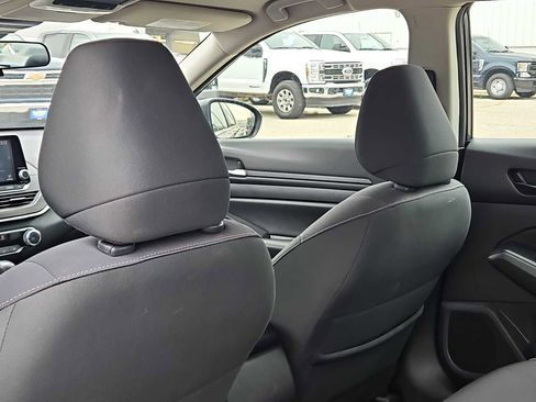Used 2025 Nissan Altima 2.5 SV FWD image 16