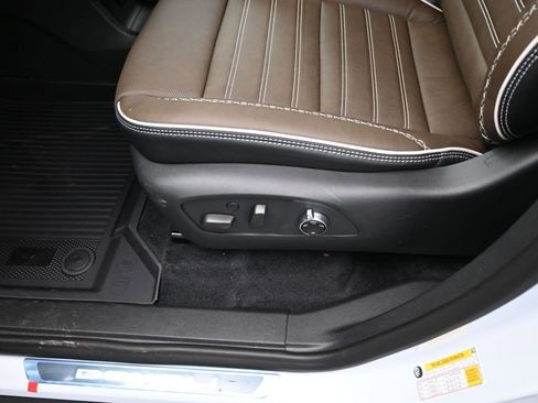 New 2026 GMC Acadia Denali Ultimate w/ LPO, Floor Liner Package image 10