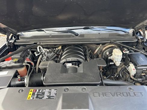 Used 2020 Chevrolet Suburban Premier w/ RST Edition image 38