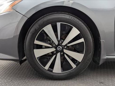 Used 2021 Nissan Altima 2.5 SL FWD image 30