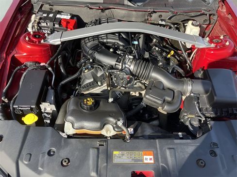 Used 2014 Ford Mustang V6 w/ Equipment Group 102A image 40