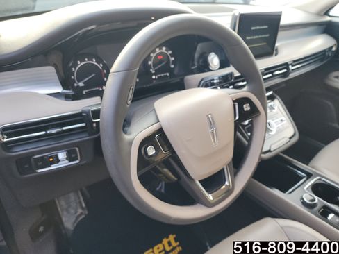 Used 2022 Lincoln Corsair AWD w/ Equipment Group 101A image 11