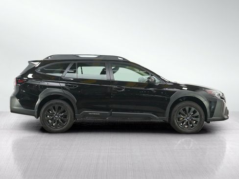 Used 2025 Subaru Outback Onyx Edition AWD/4WD image 6