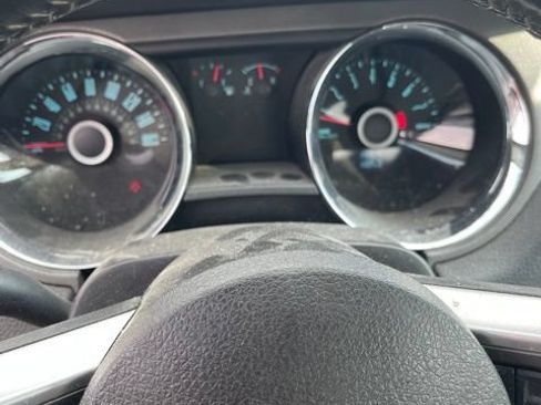 Used 2014 Ford Mustang Coupe RWD image 10