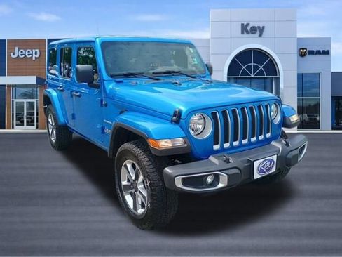 Used 2023 Jeep Wrangler Unlimited Sahara AWD/4WD image 8