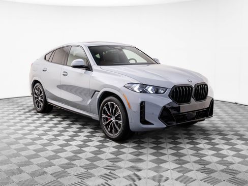 New 2026 BMW X6 xDrive40i w/ Executive Package image 8