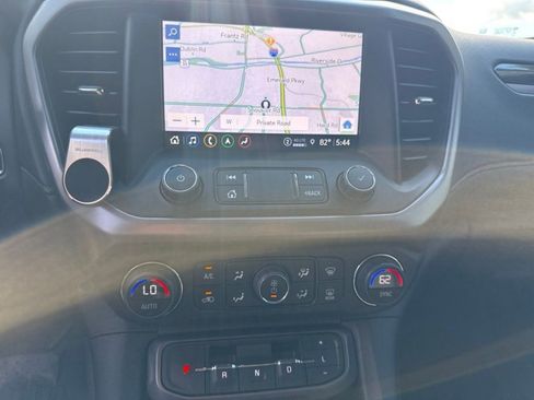 Used 2023 GMC Acadia AT4 w/ Technology Package AWD/4WD image 11