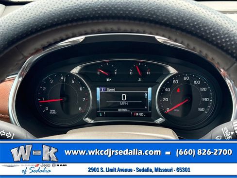 Used 2018 Chevrolet Malibu Premier w/ Premier Sun and Wheel Package FWD image 45
