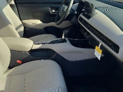 New 2027 Honda HR-V LX image 12