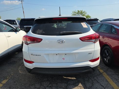 Used 2017 Hyundai Tucson SE w/ SE Popular Package 02 AWD/4WD image 7