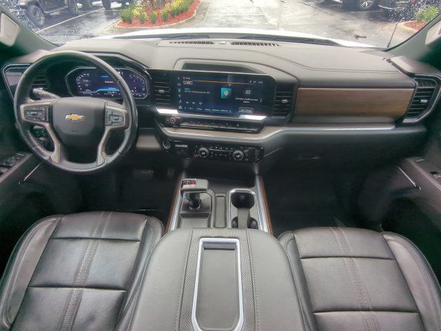 Used 2022 Chevrolet Silverado 1500 High Country AWD/4WD image 17