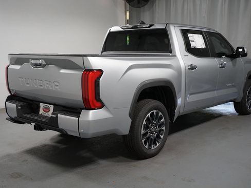 New 2026 Toyota Tundra Limited AWD/4WD image 8