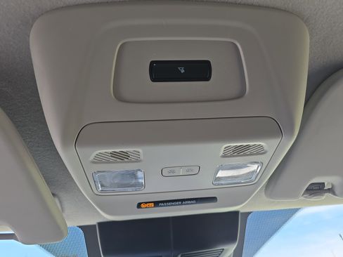 Used 2024 Ford Transit 250 Low Roof w/ Exterior Upgrade Package RWD image 32