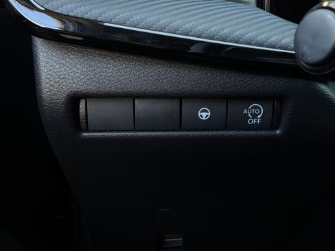Used 2026 Nissan Kicks SR FWD image 24