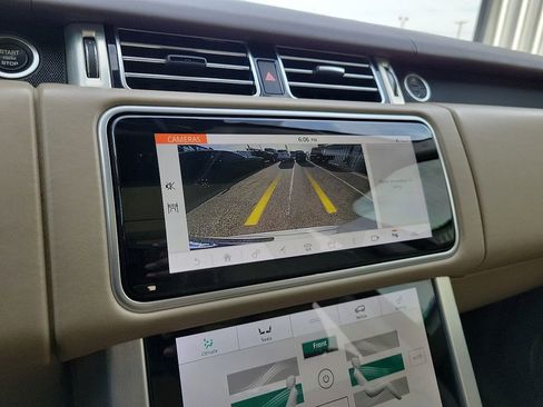 Used 2019 Land Rover Range Rover Supercharged AWD/4WD image 22