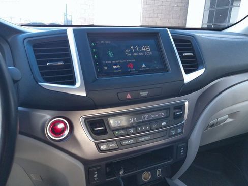 Used 2019 Honda Ridgeline RTL image 9