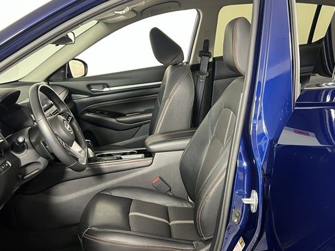 Used 2023 Nissan Altima 2.5 SR image 23