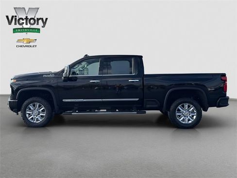 New 2026 Chevrolet Silverado 3500 High Country w/ High Country Premium Package image 3