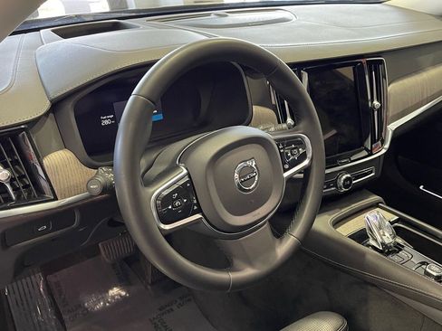 Used 2023 Volvo S90 B6 Ultimate w/ Protection Package Premier image 28