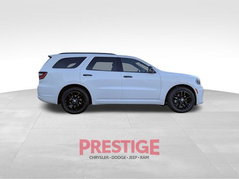 Used 2024 Dodge Durango GT RWD image 7