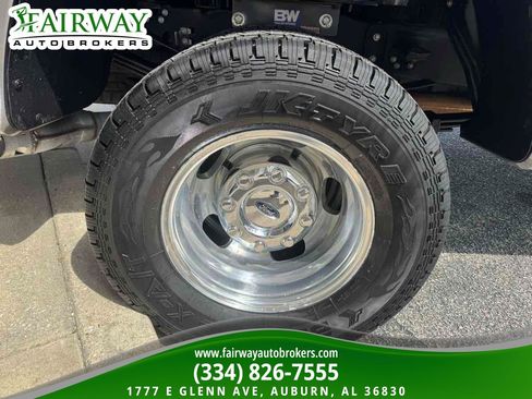 Used 2022 Ford F350 Lariat w/ Lariat Ultimate Package AWD/4WD image 34