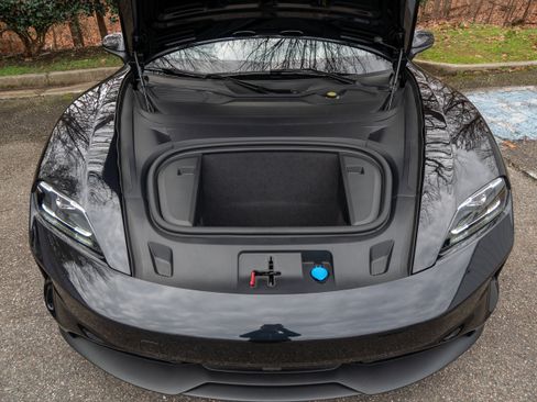 Used 2025 Porsche Taycan 4S image 43