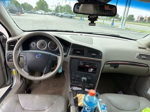 Used 2007 Volvo XC70 AWD/4WD image 5