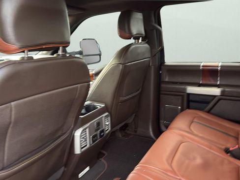 Used 2019 Ford F250 King Ranch w/ King Ranch Ultimate Package image 29