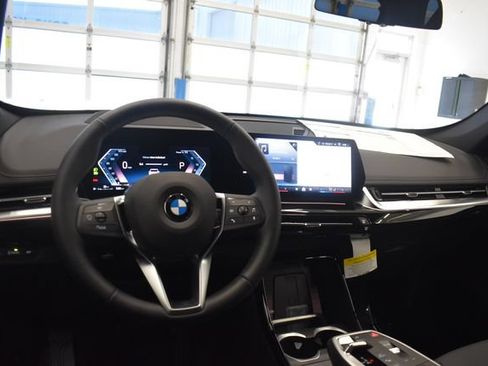 New 2026 BMW X1 xDrive28i w/ Technology Package AWD/4WD image 23