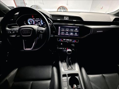 Used 2024 Audi Q3 2.0T Premium AWD/4WD image 16