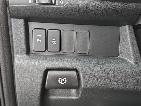 Used 2015 Honda Pilot Touring image 27