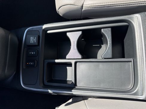 Used 2016 Honda CR-V Touring image 24