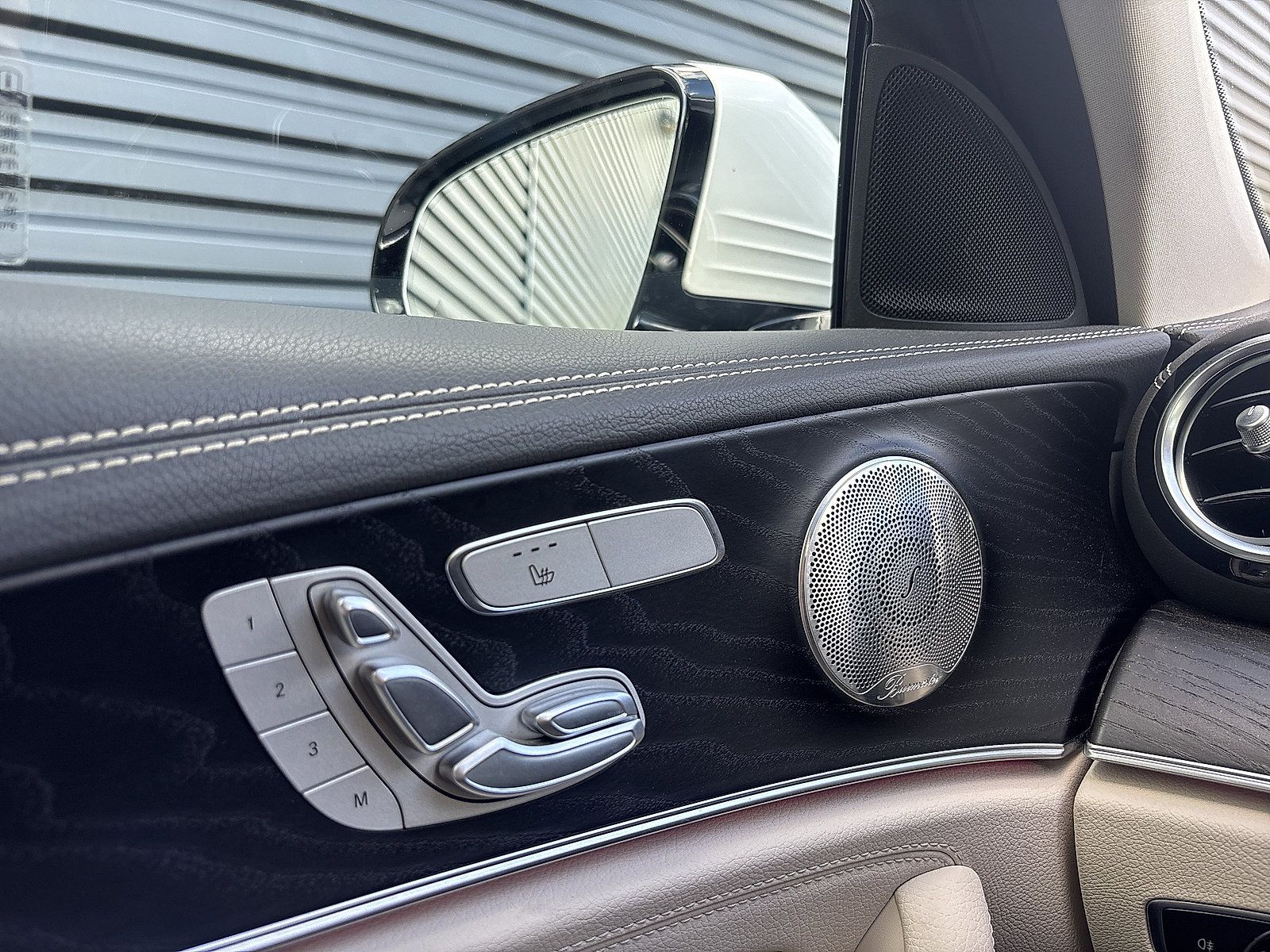 Used 2023 Mercedes-Benz E 350 4MATIC Sedan image 18