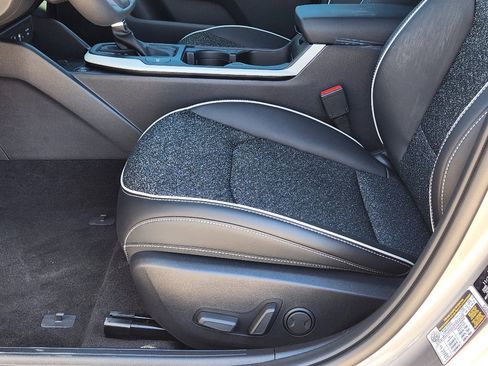 New 2025 Kia K4 GT-Line w/ GT-Line Sunroof Package image 16