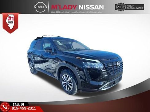 New 2026 Nissan Pathfinder SL image 1
