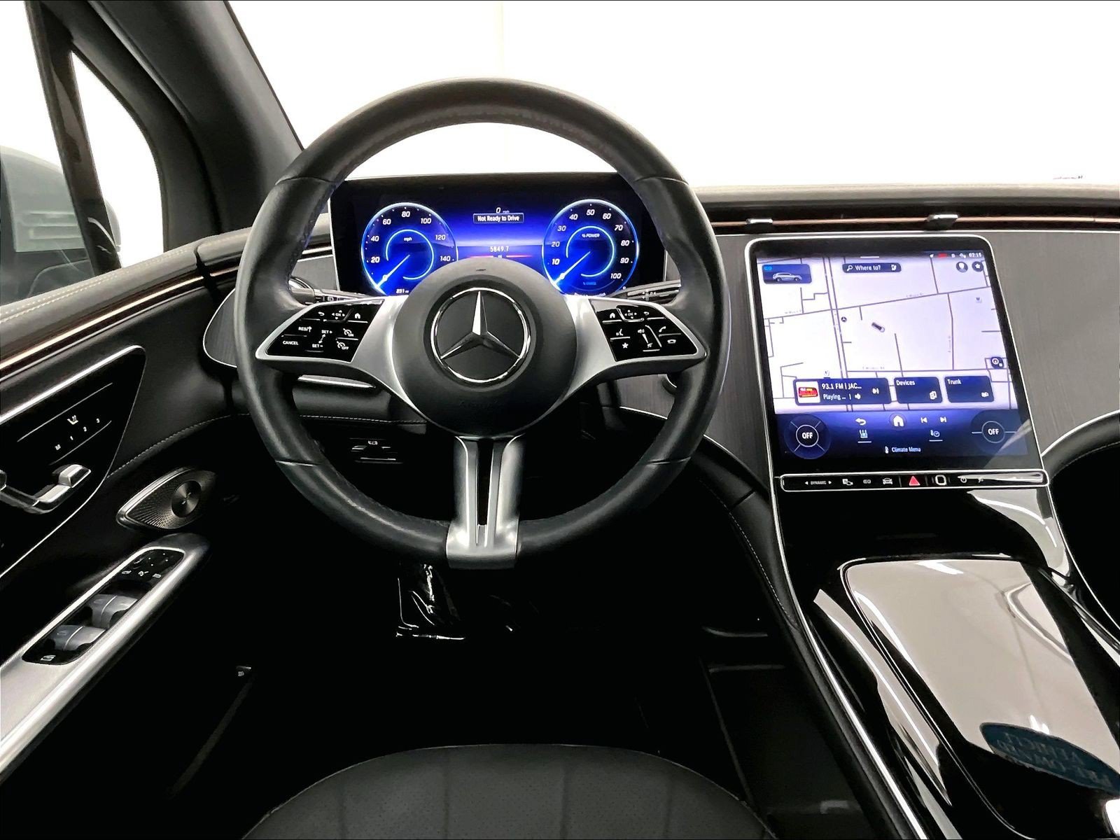 Certified 2024 Mercedes-Benz EQE 350+ 4MATIC SUV image 4