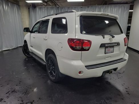 Used 2018 Toyota Sequoia TRD Sport AWD/4WD image 6