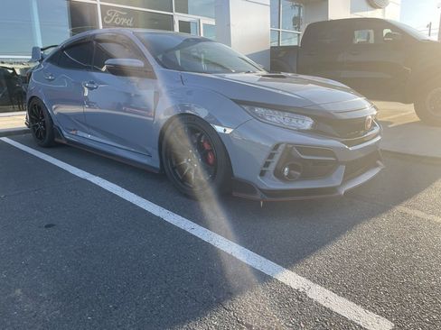 Used 2021 Honda Civic Type R image 2