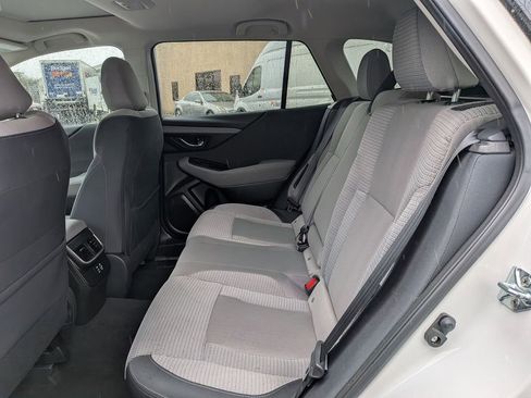 Used 2025 Subaru Outback Premium image 28