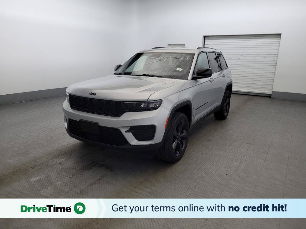 Used 2023 Jeep Grand Cherokee Altitude AWD/4WD image 1