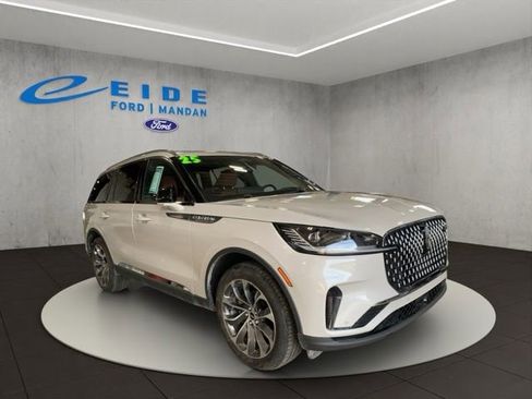Used 2025 Lincoln Aviator Reserve w/ Illumination Package AWD/4WD image 1