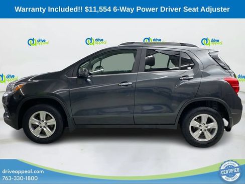 Used 2017 Chevrolet Trax LT w/ LT Convenience Package AWD/4WD image 9