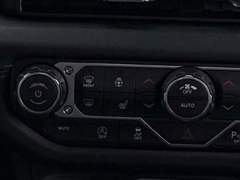 New 2026 Jeep Gladiator Mojave image 36