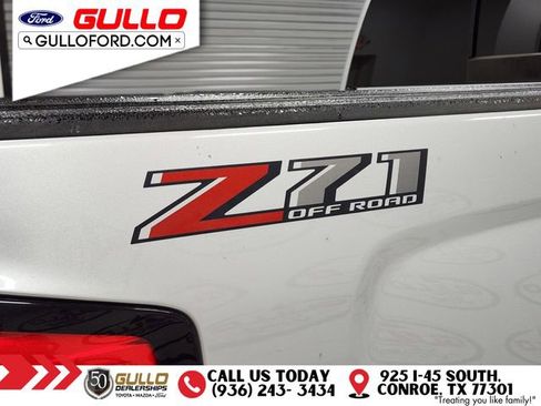 Used 2018 Chevrolet Silverado 1500 LT w/ Texas Edition image 8