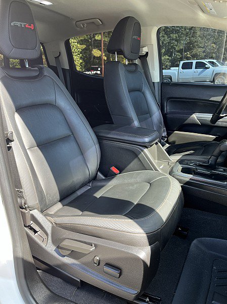 Used 2021 GMC Canyon AT4 w/ Driver Alert Package AWD/4WD image 14