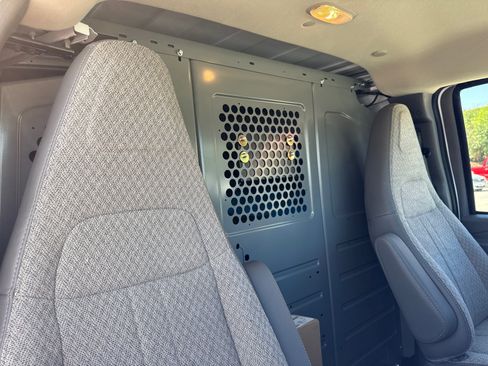 New 2025 GMC Savana 2500 w/ Driver Convenience Package RWD image 20