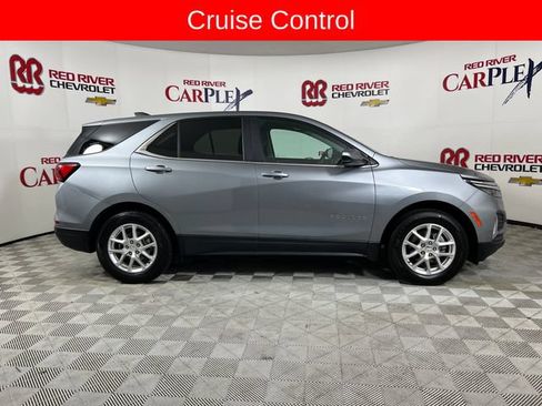 Used 2024 Chevrolet Equinox LT AWD/4WD image 9