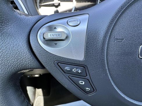 Used 2019 Nissan Sentra SV FWD image 18